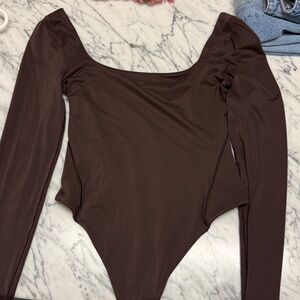 lululemon athletica Women's Long Sleeve Scoop Neck Bodysuit - Chocolate Brown
